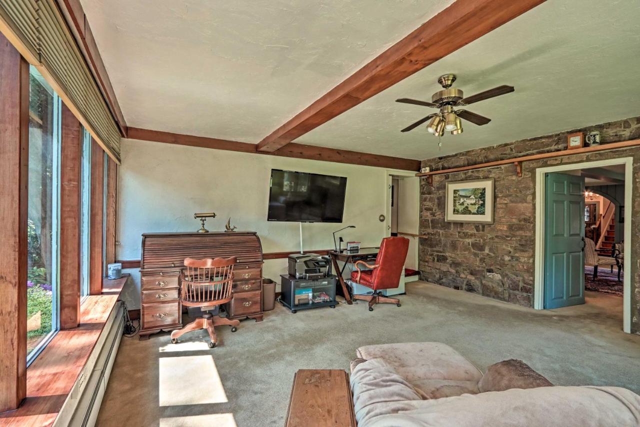 Morgan Hughes Homestead With Game Room And Pool! Lansdale Exterior photo